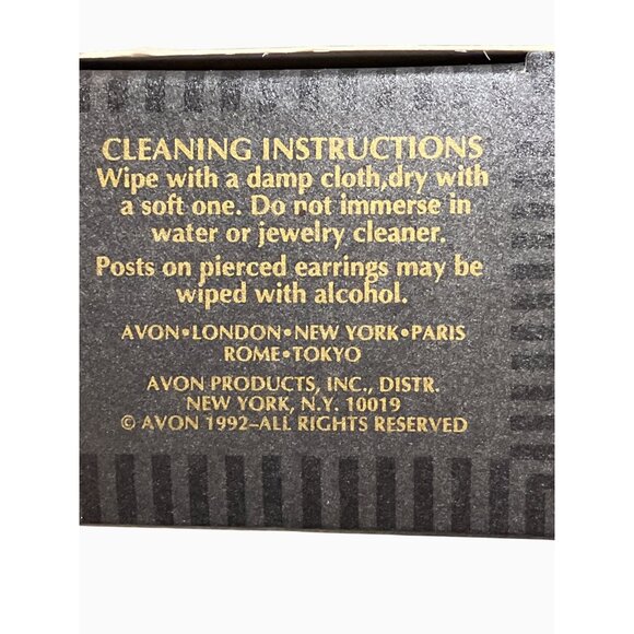 Avon Halloween Black Cat Enamel Rhinestone Stud Earrings - Picture 4 of 12